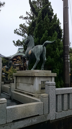 瓊々杵神社の馬