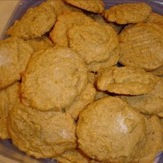 Cinnamon- Peanut Cookies