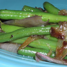 Green Beans With Caramelized Shallots
