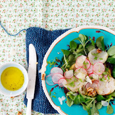Mâche salad with potato galettes and scallops