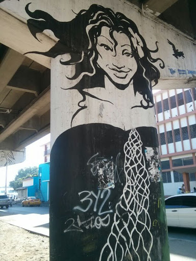 Graffiti Elevado Mujer Estrella Sadhala