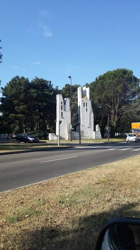 Monuments De La Rocade