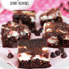 Skinny Strawberry Cheesecake Brownies