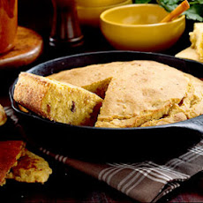 Grannie's Cracklin' Cornbread