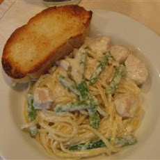 Chicken and Asparagus Fettuccine