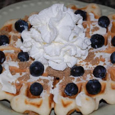 Easy and Fast Fruit 'n Cream Waffles