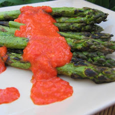 Grilled Asparagus With Red Bell Peppers Sauce
