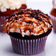 Mayan Macaroon Cupcakes