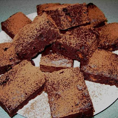 Chocolate Covered Malt Ball Fudge Slice