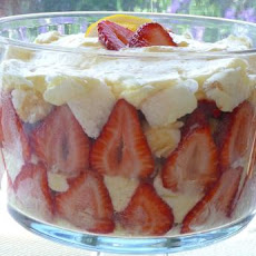 Angel Strawberry Lemon-Creme Trifle
