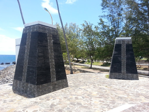 Sea Stones Monument 