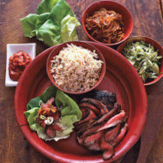 Steak in Lettuce Rolls