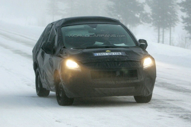[peugeot-3008-espia-0908-1[3].jpg]