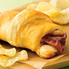 Turkey, Bacon and Cheese Sandwiches
