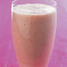 Peach-Strawberry Shake