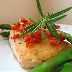 Herbed Salmon Fillets With Sun-Dried Tomato Topping