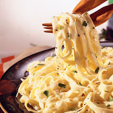 Fettuccine Alfredo