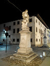 Statua Ingresso Contrada Contarini
