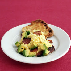 Scrambled Eggs with Bacon and Avocado