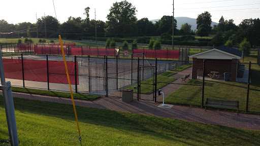 Roanoke College Tennis Courts