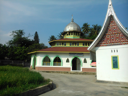 Makmur Mosque