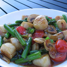 Scallop & Asparagus Stir Fry