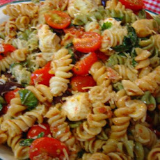 Sun-Dried Tomato & Fresh Mozzarella Pasta Salad