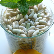 Minty Green Flageolet Beans