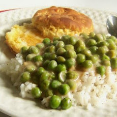 White Gravy/ Sauce With Peas