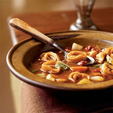 Sun-Dried Tomato Tortellini Soup