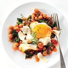 Eggs with Chickpeas, Spinach, and Tomato