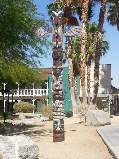 Palm Canyon Resort Totem Pole