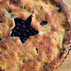 Classic Blueberry Pie
