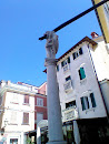 Piran City Well Pillar