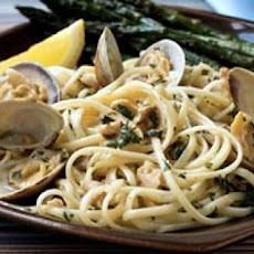 Linguine with Herbed Clam Sauce