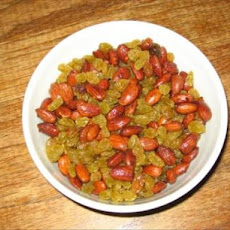 Ginger-Glazed Almonds With Dried Fruit