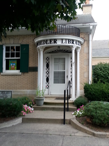 Knoedler Memorial Library