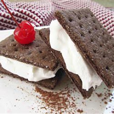 Frozen Chocolate Graham 'Ice Cream' Sandwiches