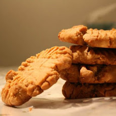 Moist & Chewy Irresistible Peanut Butter Cookies