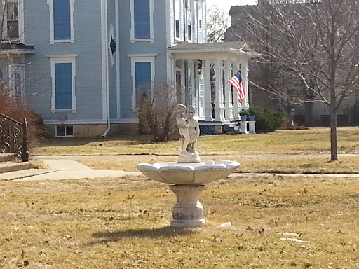 Merry Children Statute Fountain