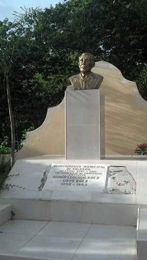 Busto Ramón Leocadio Baez