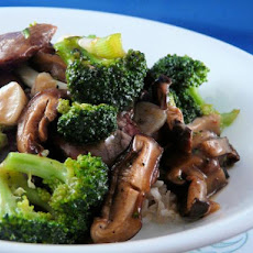 Stir Fried Broccoli With Beef