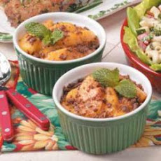 Snappy Individual Peach Crisps