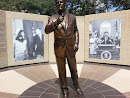 John F Kennedy Statue