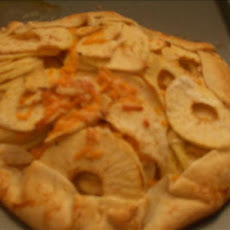 Cheddar-Apple Galette