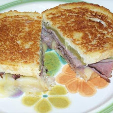 Grilled Roast Beef and Melted Pepper Jack Cheese Sandwich