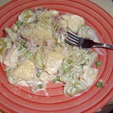 Tortellini Prosciutto E Piselli