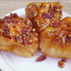 Easy Caramel Pecan Rolls