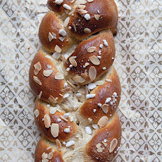 Braided Cardamom Bread (Pulla)