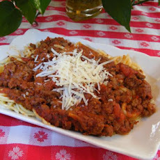 Spaghetti sauce with meat and chorizo